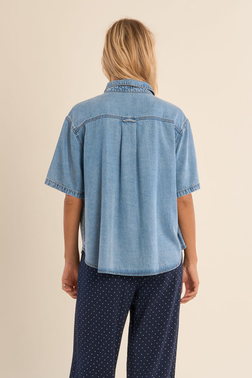 Chemise denim, manches courtes