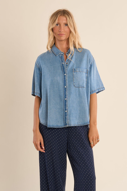 Chemise denim, manches courtes