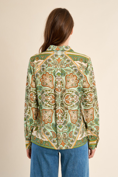 Lightweight shirt, scarf print