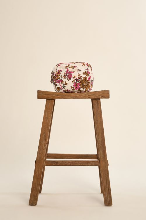Neceser de mujer, estampado floral.