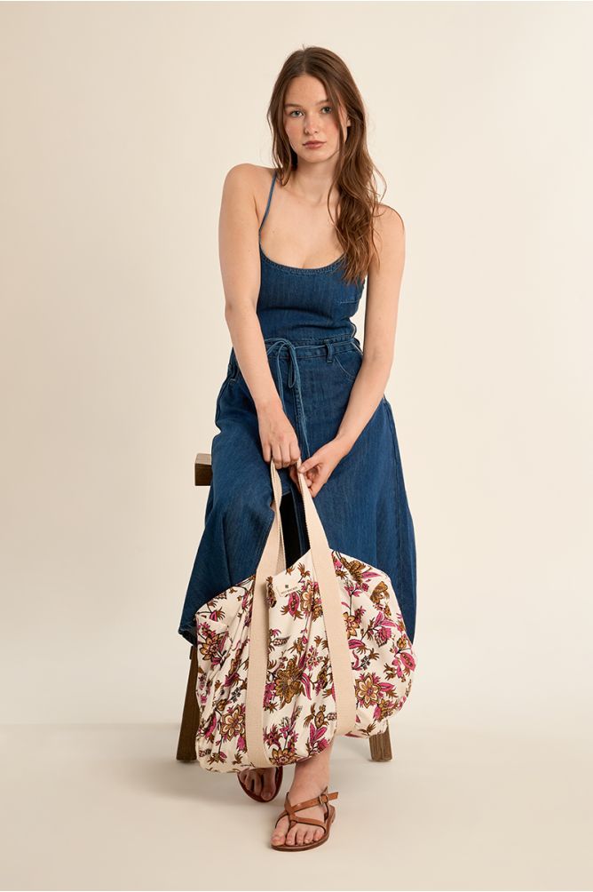 Bolso de mujer de tela, estampado floral.