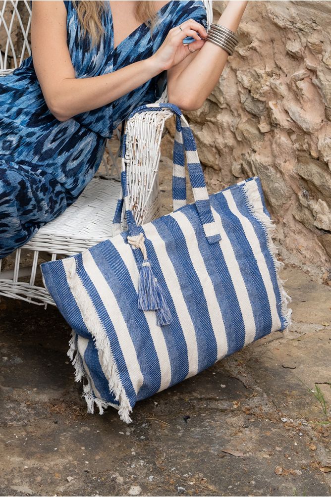 Large tote bag, made of cotton