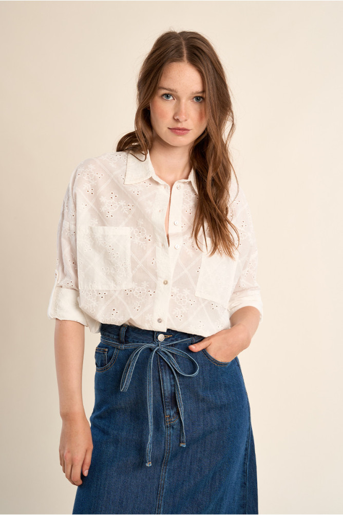 Camisa de mujer de manga larga, flores bordadas.