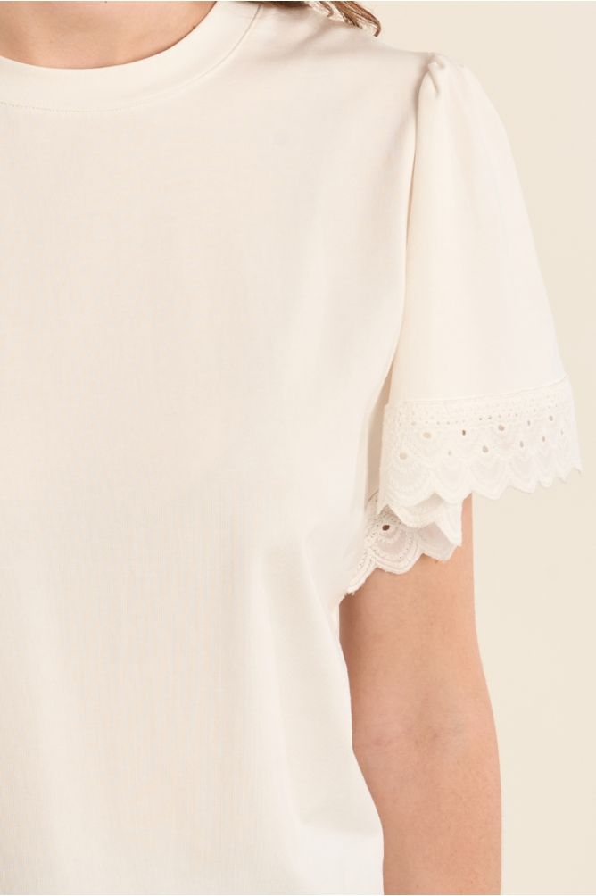 Oversized cotton T-shirt, ruffled sleeves