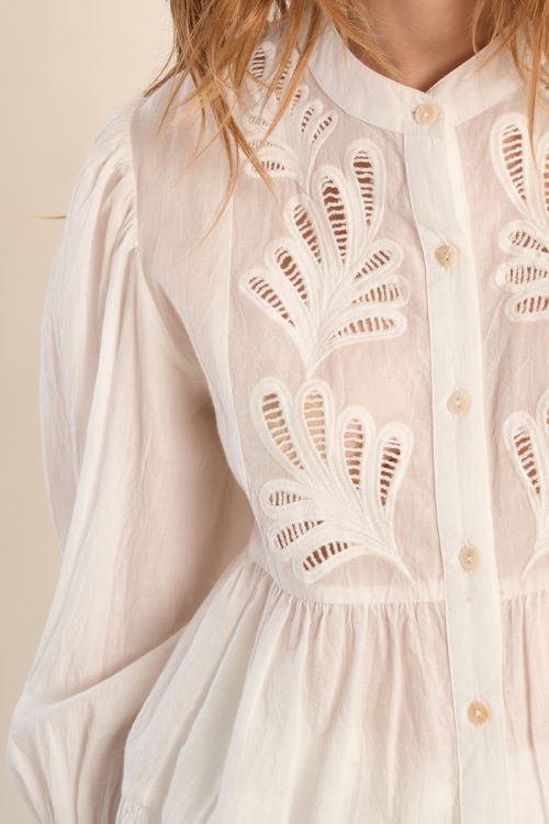 Longue chemise en coton, broderies anglaises