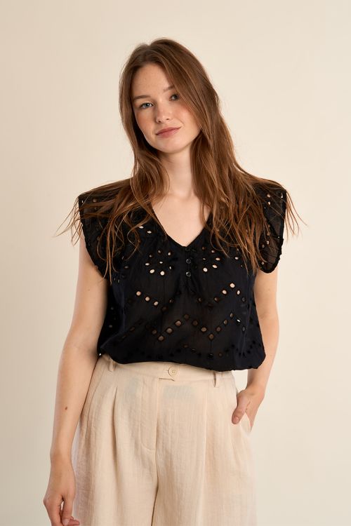 Top en coton, broderies ajourées