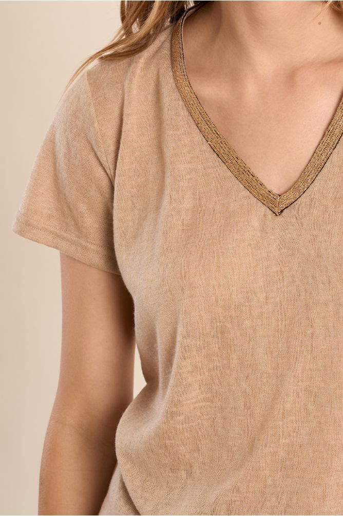 T-shirt col V, doré
