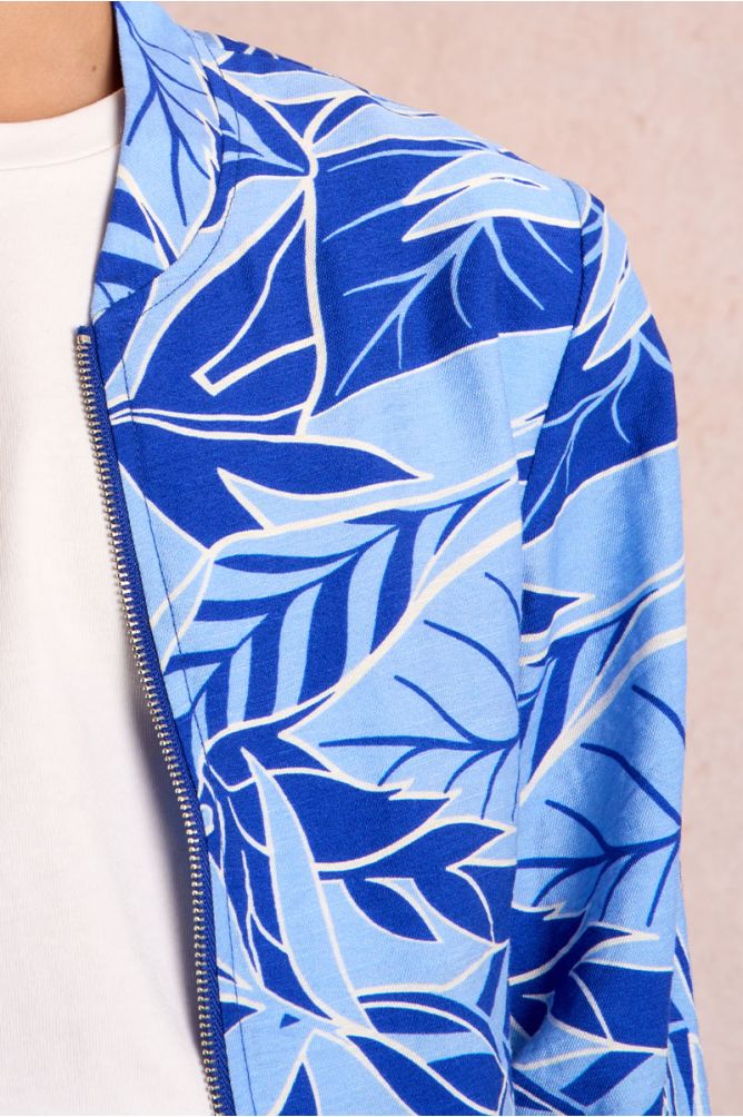 Chaqueta de niña bomber, con estampado.