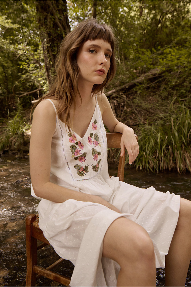 Long cotton dress, embroidered