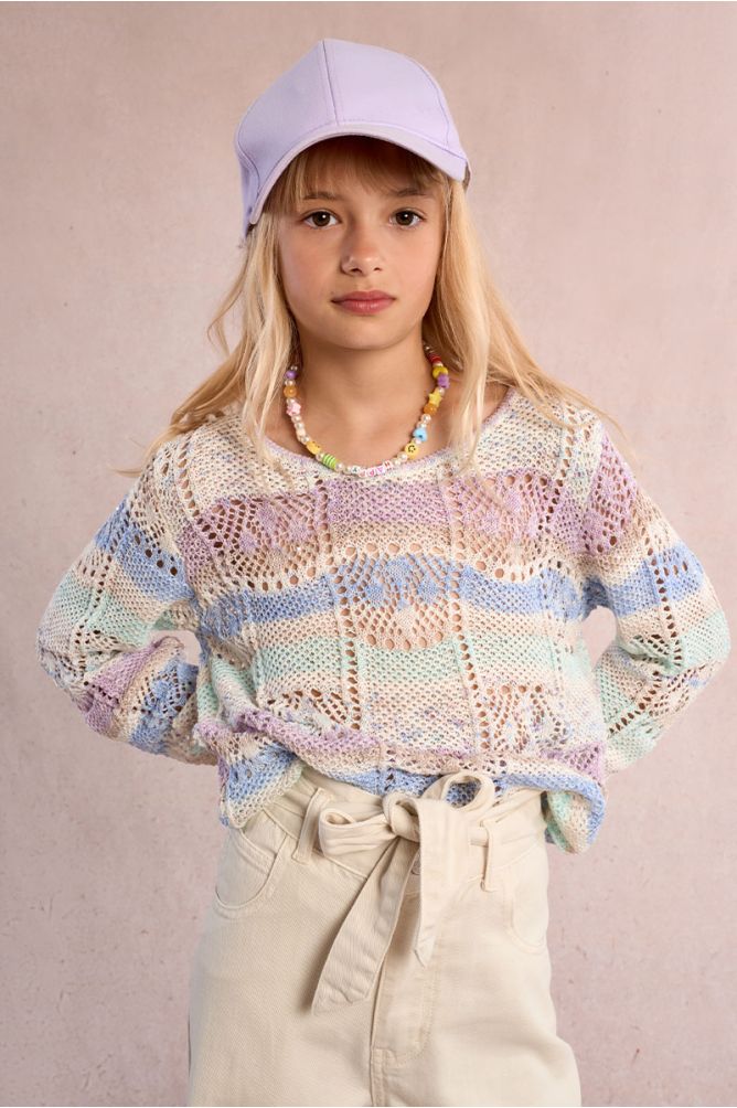 Jersey de niña de manga larga, corte recto.