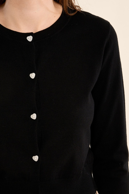Gilet boutonné, détails cœurs