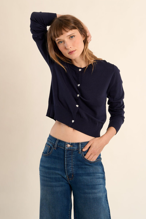 Gilet boutonné, détails cœurs