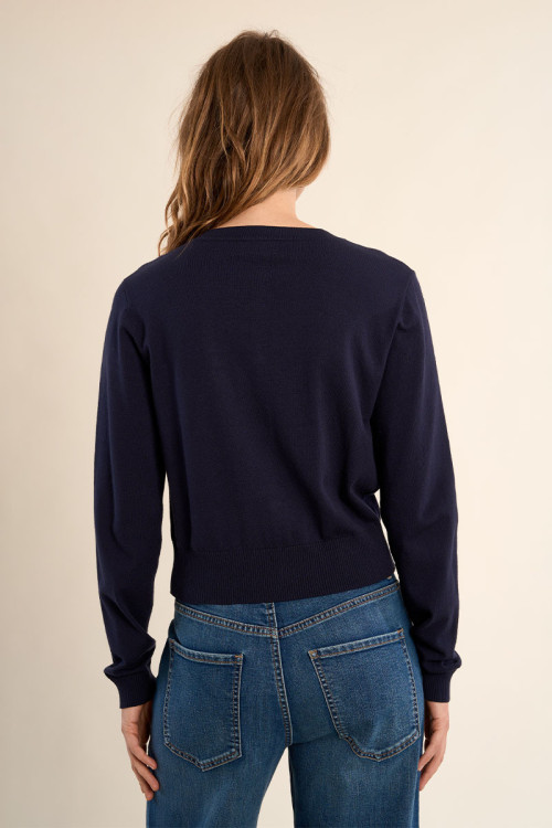 Buttoned cardigan, heart details