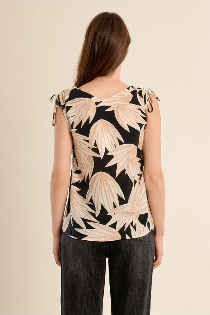 Floral print top