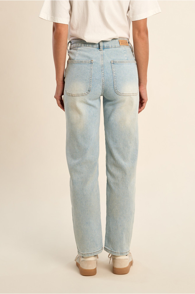 Jean straight
