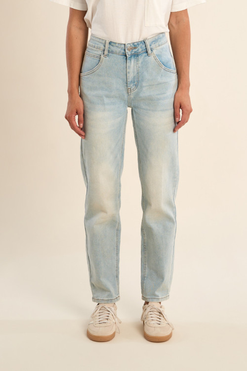Jean straight