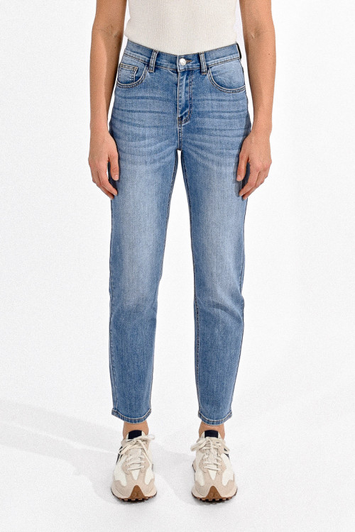 Jean mom