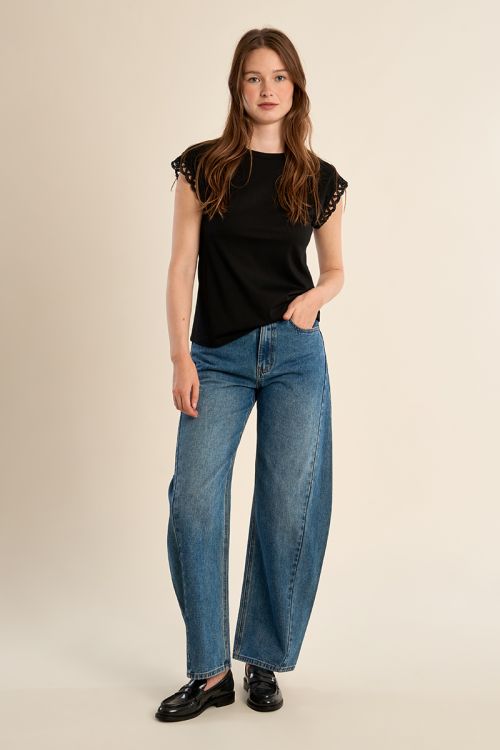 Openwork sleeve T-shirt