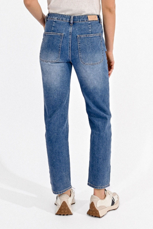 Jean straight