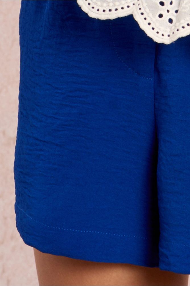 Pleated shorts