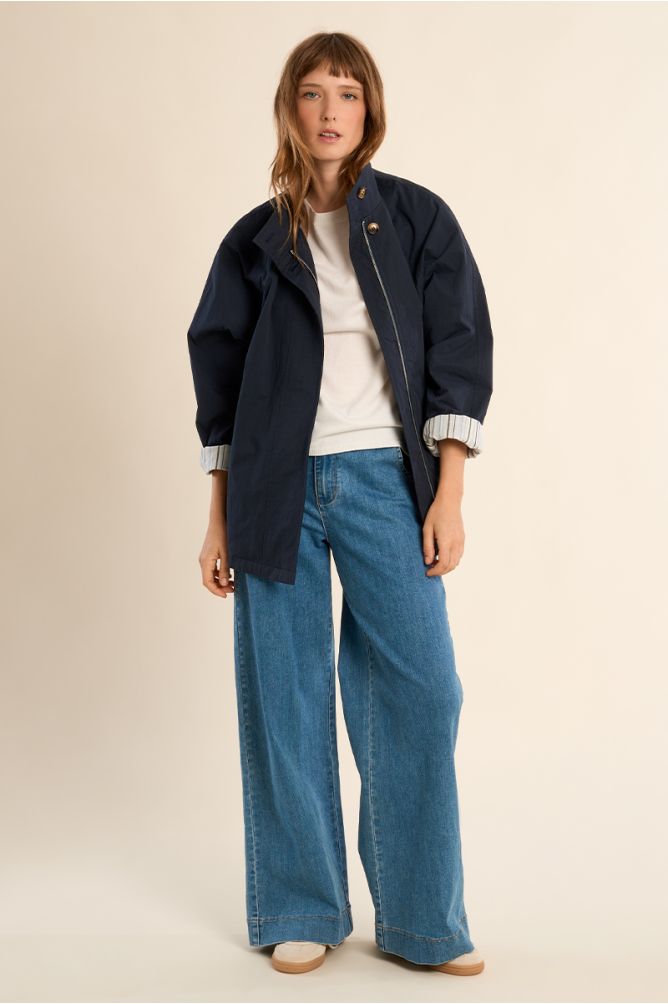 Short, oversized trench coat
