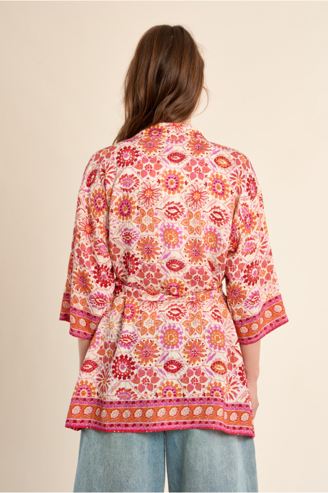 Kimono de mujer de manga 3/4, estampado étnico.