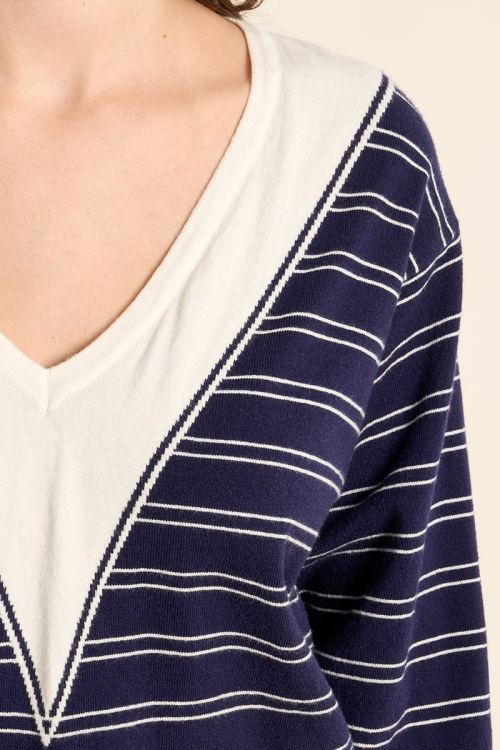 Knitted sweater, V-neck