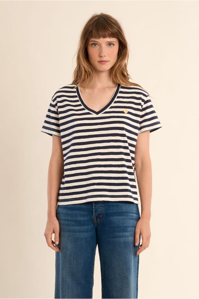 Camiseta de mujer de manga corta, estampado de rayas.