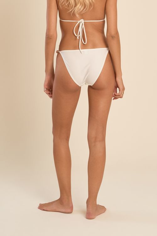 Bas de maillot de bain, détail perles