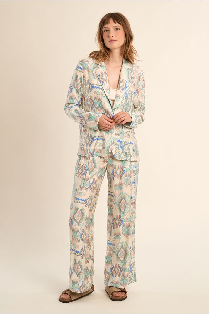 Blazer de mujer de manga larga, con estampado.