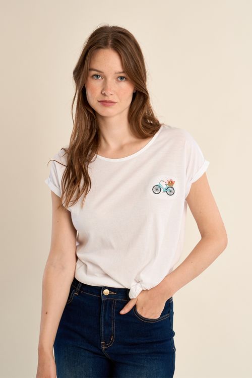 Camiseta de mujer de manga corta, con estampado.