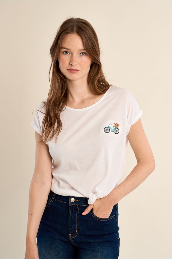 Camiseta de mujer de manga corta, con estampado.