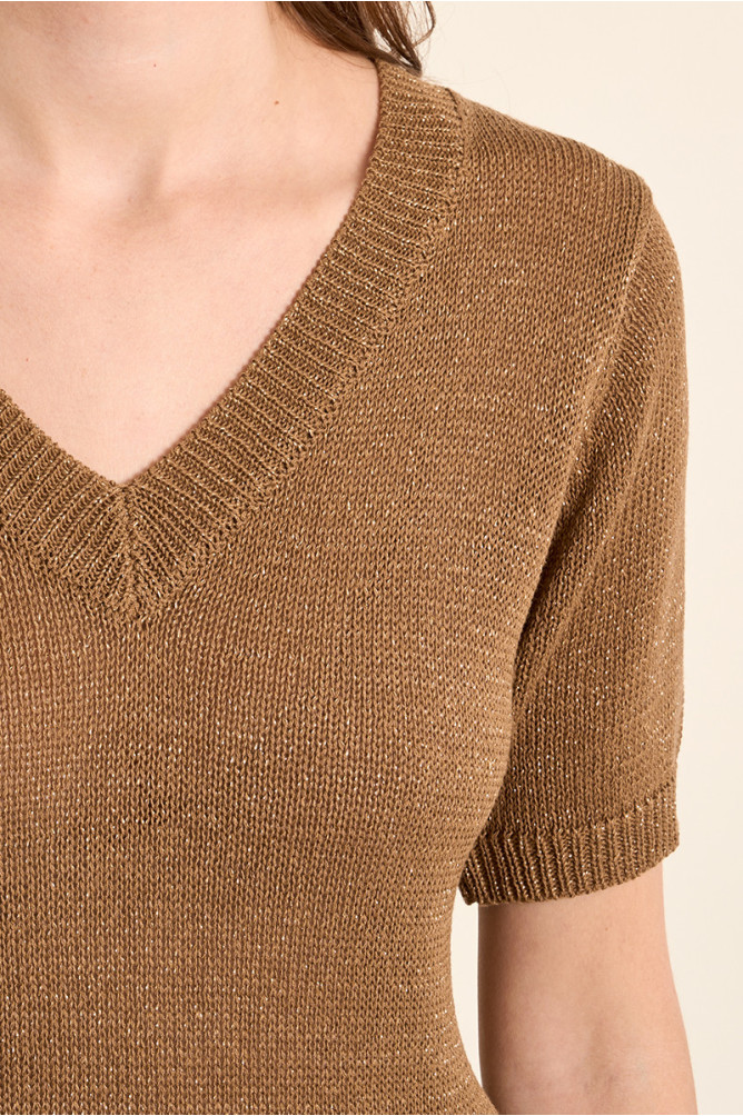Jersey de mujer de manga corta, escote en V.