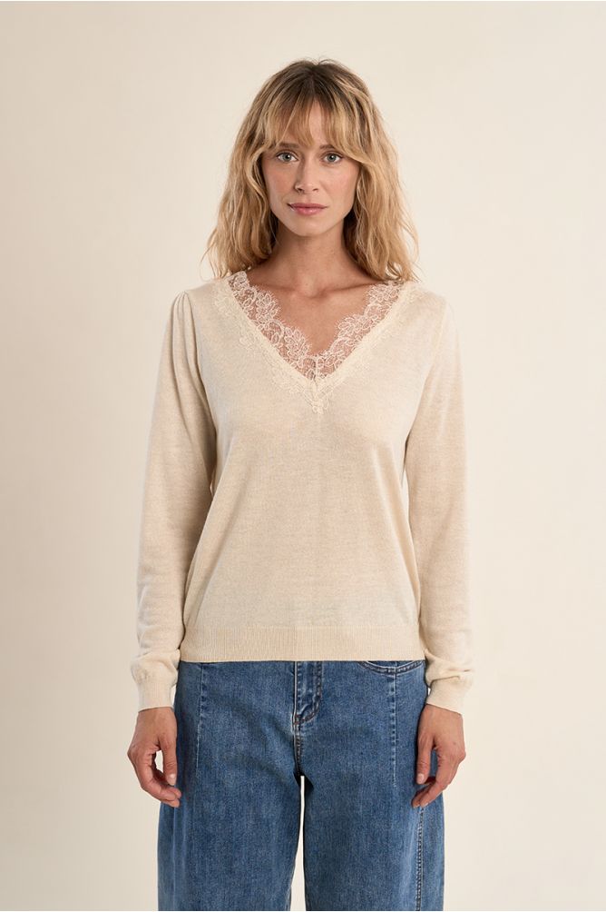 Fine knit, long sleeves