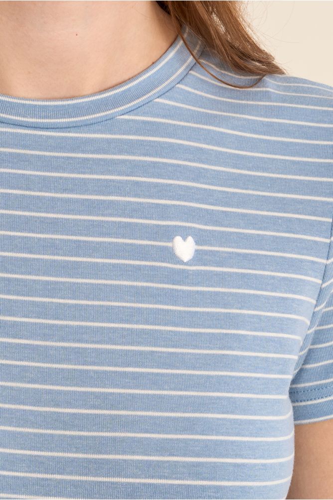 T-shirt rayé, coeur