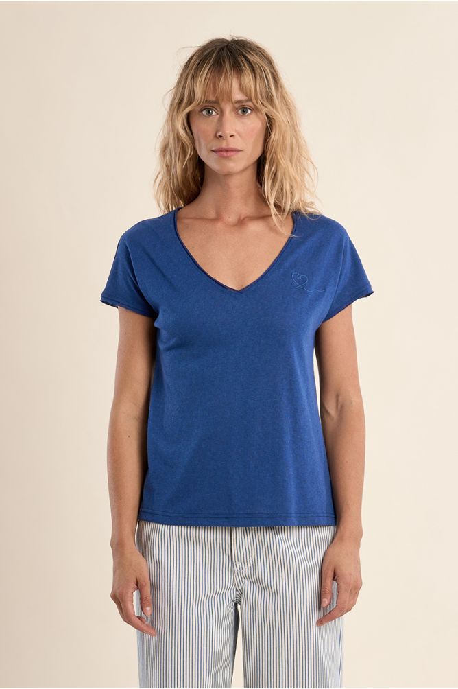 T-shirt col V