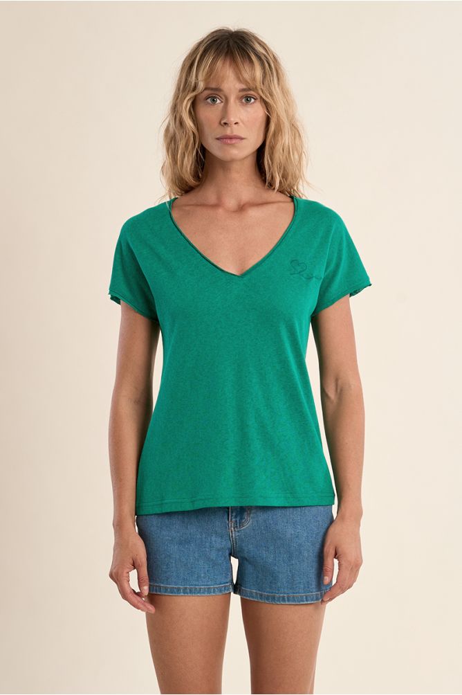 Camiseta de mujer de manga corta, escote V.