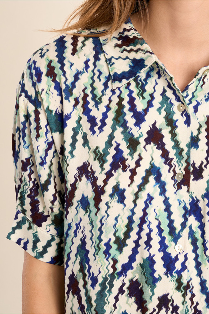 Short shirt dress, printed