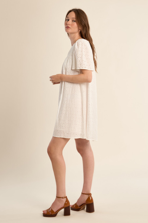 Robe t-shirt en coton, broderie anglaise