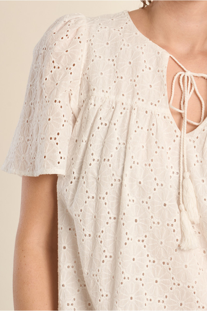 Robe t-shirt en coton, broderie anglaise