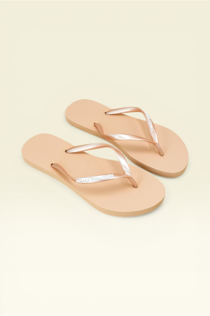 Gold flip-flops