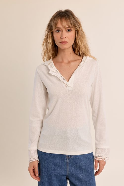 T-shirt manches longues, capuche en dentelle