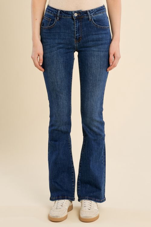 Boot-cut jeans