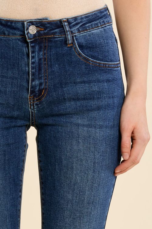 Boot-cut jeans