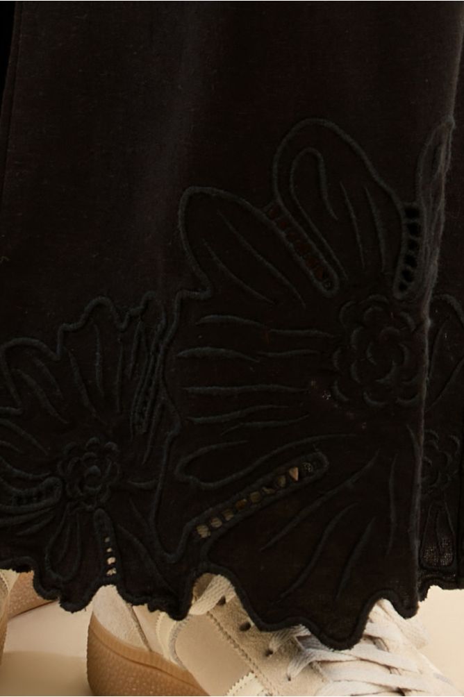 Straight-leg trousers, made of cotton