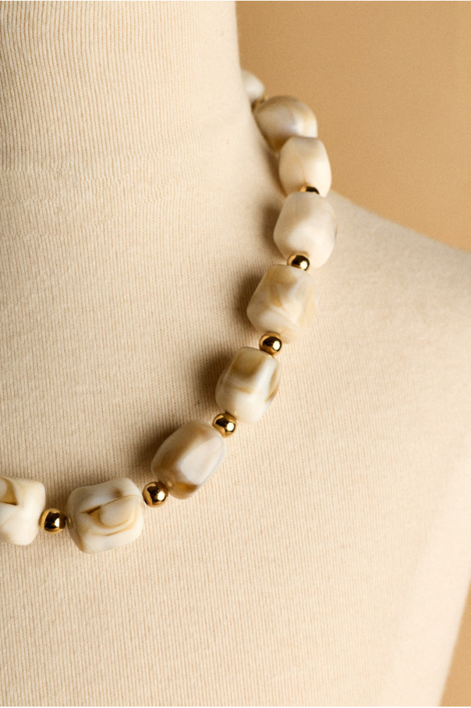 Mineral ivory