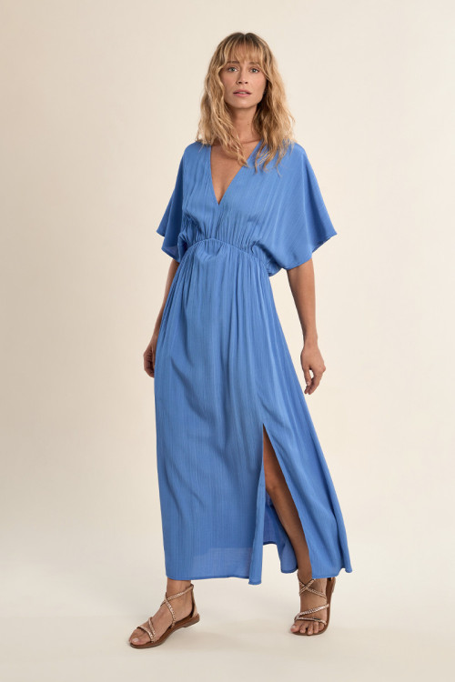 Long, elasticated dress