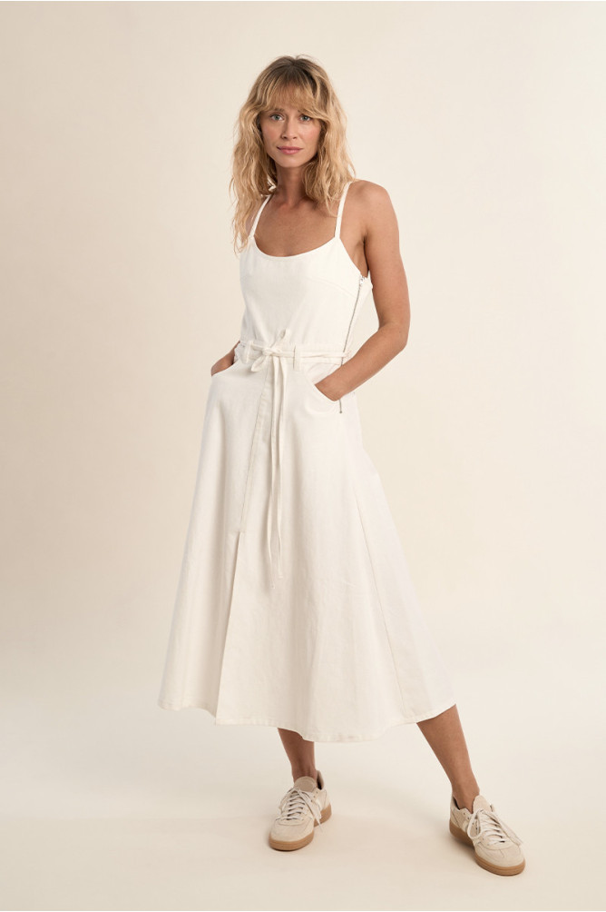 Denim dress, knottable