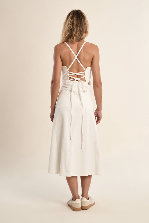 Vestido midi, de tirantes, con lazada.