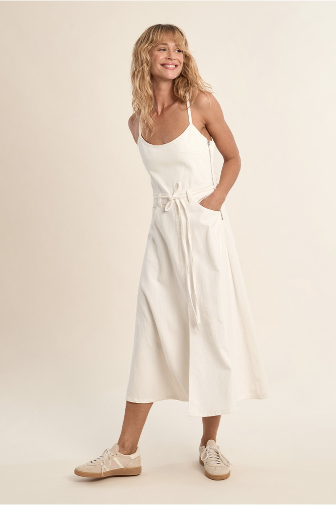Denim dress, knottable
